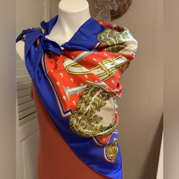 Hermes Scarf - Picture 3 of 12